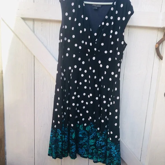 Jessica Howard Black and White Polka Dot Dress with Green Floral Hem Size 14W - Picture 3 of 8
